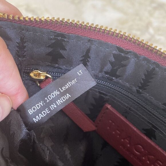 Thacker New York Genuine Leather Wristlet Burgundy As New - Picture 8 of 10